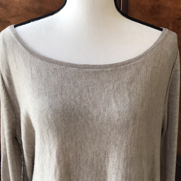 27 Miles Malibu Silk/Cashmere Asymmetrical Sweater / Knit Front/Lace Back - Picture 4 of 7